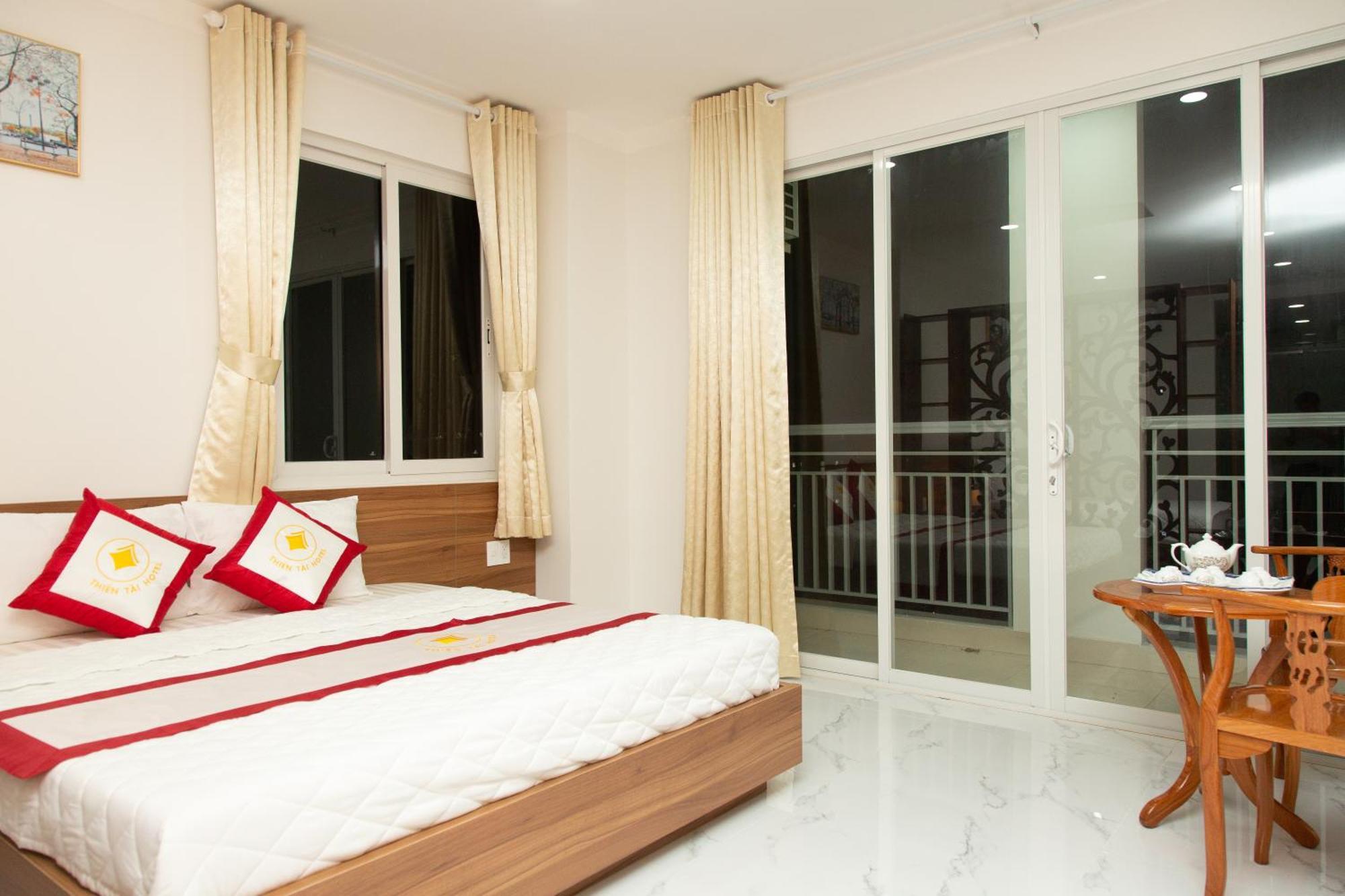 Thien Tai Hotel Ho Şi Min Exterior foto
